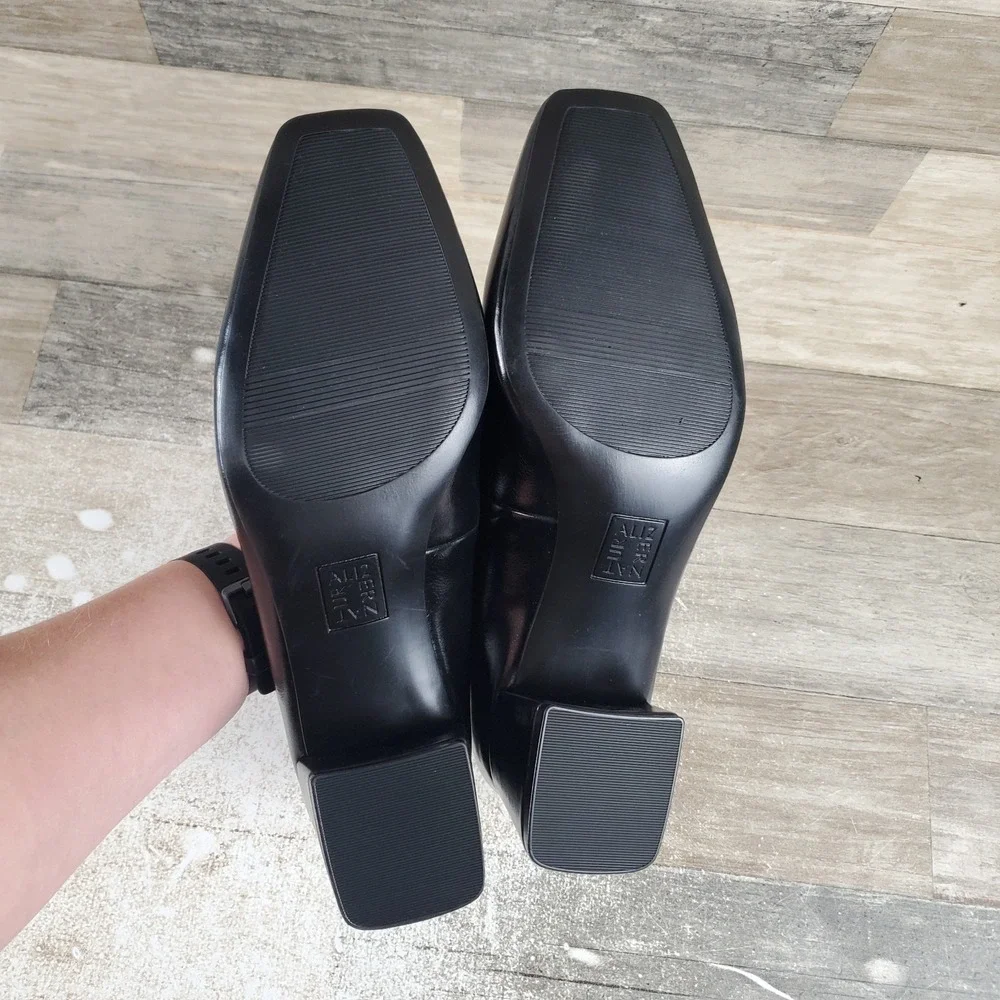 Naturalizer new without